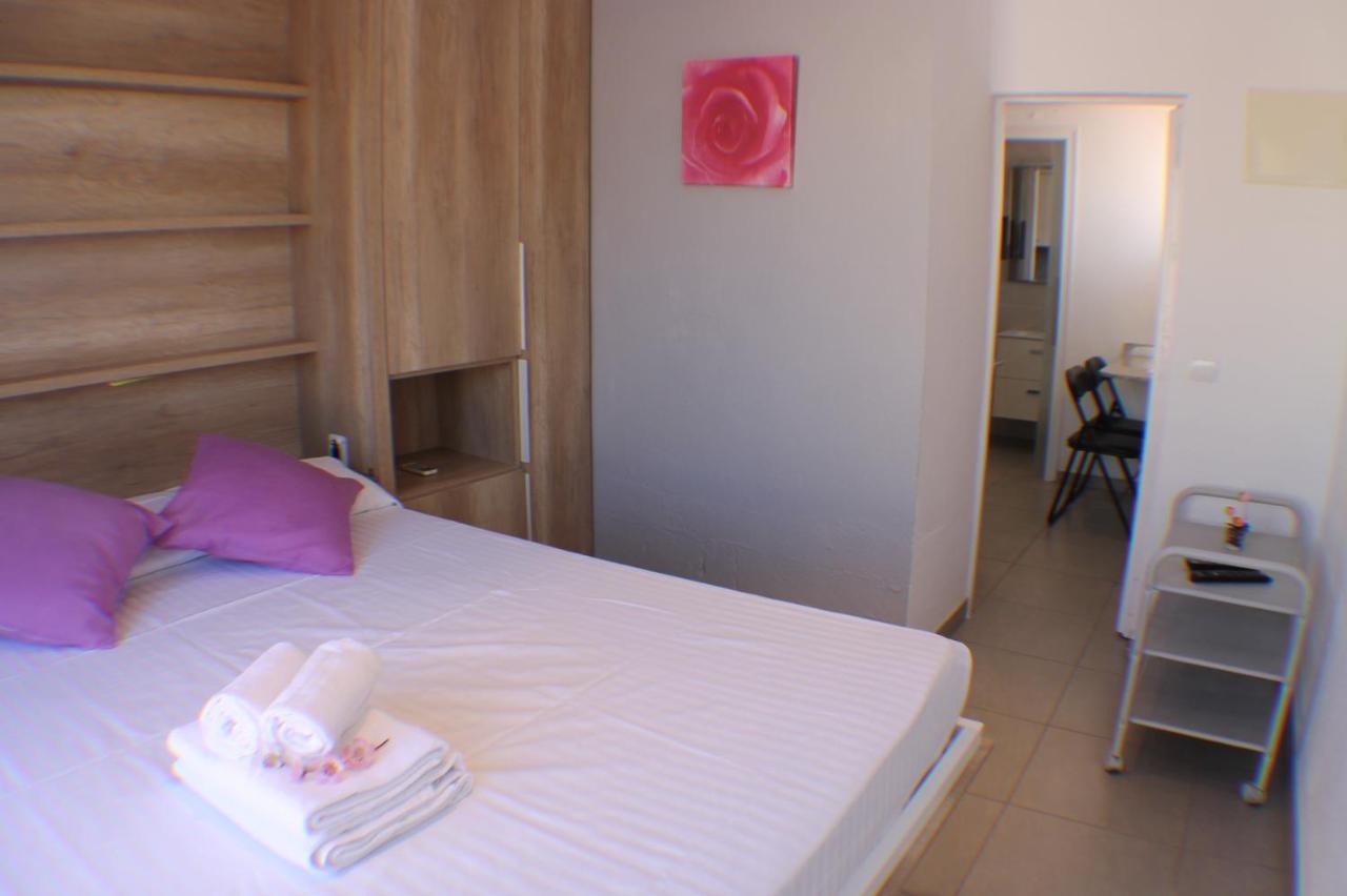 Agi Joan Badosa Daire Roses Dış mekan fotoğraf